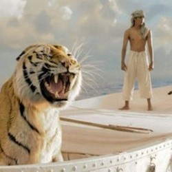 Life of Pi Raih Piala Pertama Golden Globe di Best Original Score