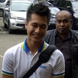 Eza Gionino Penuhi Panggilan Kepolisian