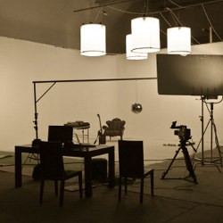 Cerita Para Model yang Hijrah ke Dunia Akting