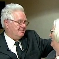 Wow! Berkat Facebook, Kakak Adik Bertemu Setelah 65 Tahun