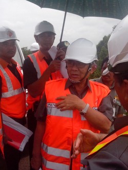 Ini Penjelasan Menteri PU Soal Banjir Tol Tangerang-Merak