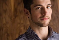 Ini Ciri-ciri Wajah yang Gampang Meraih Kepercayaan Orang