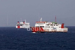 Cuaca Buruk, Kemenhub Instruksikan Kapal Untuk Tidak Berlayar