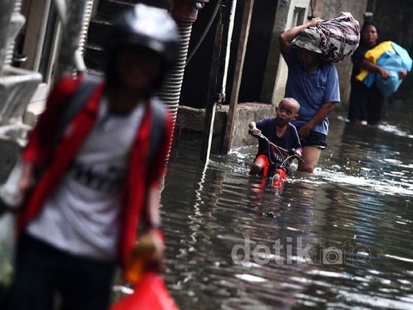 Cawang Pulo Dilanda Banjir