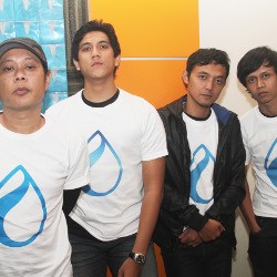 Naff Rilis Single Yang Baru