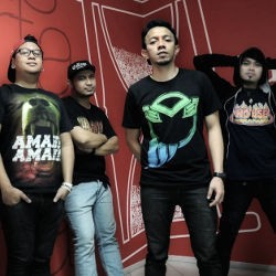 Hengkang, Ucay Sempat Rekaman & Tur Eropa Bareng Rocket Rockers