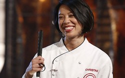 Tanpa Pengelihatan, Christine Ha Raih Gelar MasterChef!