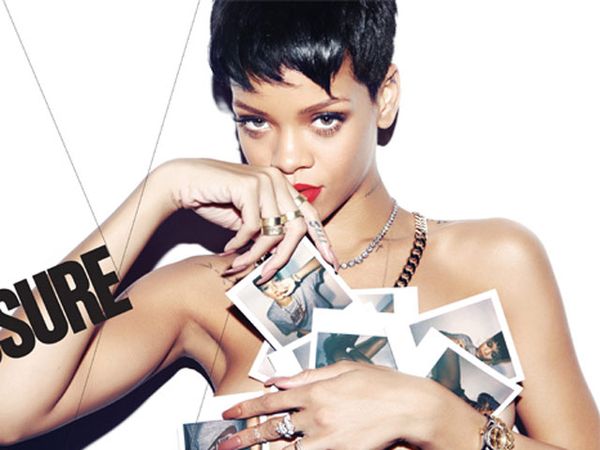Rihanna Topless di Complex