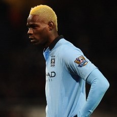 Diberitakan Sebut Balotelli Apel Busuk, Berlusconi Minta Maaf