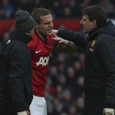 Cedera Vidic & Young Tidak Serius