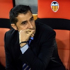 Pelatih Valencia Anggap Madrid Favorit