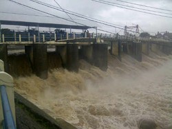 Ketinggian Air Naik Drastis Hingga 180 Cm, Katulampa Siaga II