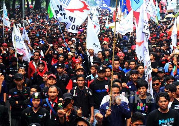 Demo Buruh Picu Kemacetan