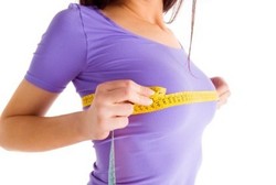 Pria Ini Tewas Kehabisan Napas Karena Dibekap Payudara