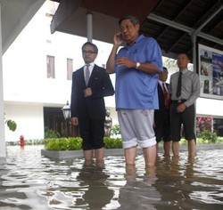 Presiden SBY Akan Tinjau Banjir