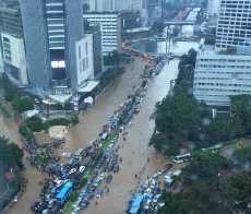 Ini Penampakan Banjir Dahsyat di Bundaran HI - Jl Sudirman 