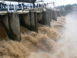 Katulampa Tak Mampu Tampung Air Ciliwung Hanya Isu Bohong!