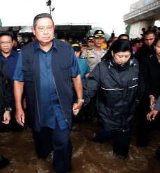  SBY: Jakarta Alami Banjir Besar Setelah Tahun 2007