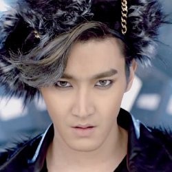 Siwon Super Junior Doakan Korban Banjir Jakarta