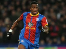 Zaha Merapat ke Old Trafford