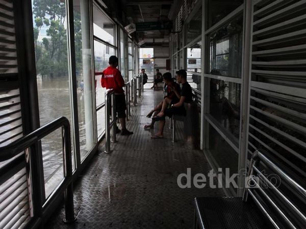 TransJ Koridor 3 Tak Beroperasi