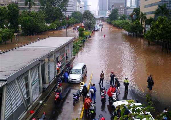 Sudirman-Thamrin Terendam Banjir