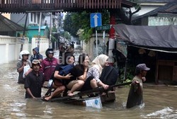Tolong! Pengungsi Banjir Butuh Selimut & Makanan Bayi