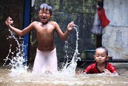 5 Penyakit yang Rentan Menyerang Anak Saat Banjir