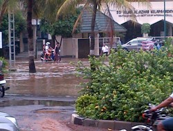 Air Menggenang, Aktivitas di Kawasan Elite Kelapa Gading Belum Normal