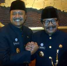 Pilgub Jatim, Pakde Karwo Masih Sayang Gus Ipul