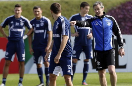 Schalke Coba Perbaiki Performa di Bawah Komando Keller