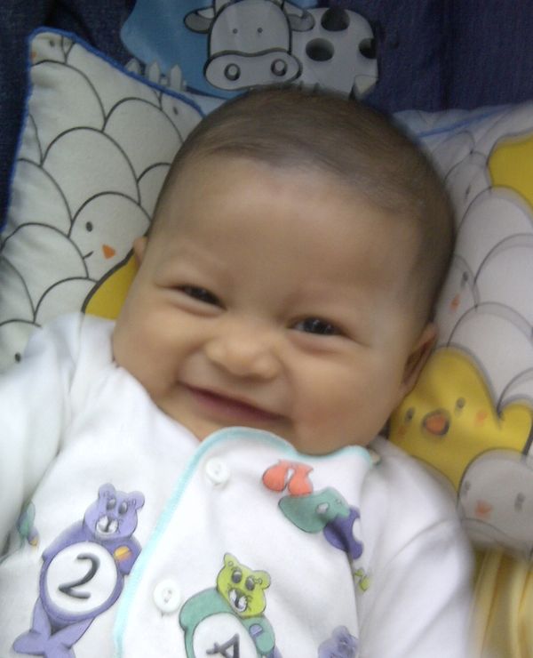 Raffael Kenzie Siswoyo, 9 Bulan, Lelaki