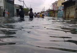 Tolong! Korban Banjir di Teluk Gong Belum Dapatkan Bantuan