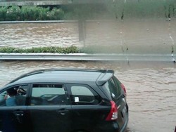 Tol Bandara di Pluit Banjir 40 Cm, Lalin Dialihkan Ke Jalur Atas