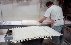 Dua Pemilik Bakery Dicoret Namanya dari Industri Makanan