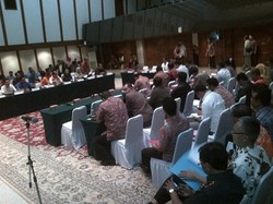  Jokowi Kumpulkan Camat dan Wali Kota Bahas Banjir Jakarta