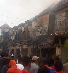 Ruko di Kota Bumi Tangerang Terbakar