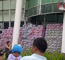  Mal di Pluit Jadi Gudang Logistik Pengungsi