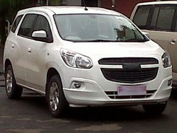 Chevy Spin Jalan-jalan di Serpong