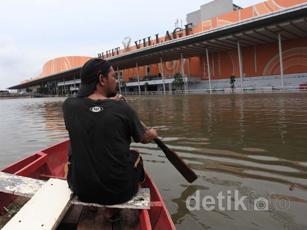 Sampan Nelayan Ini Kutip Biaya Hingga Rp 500.000