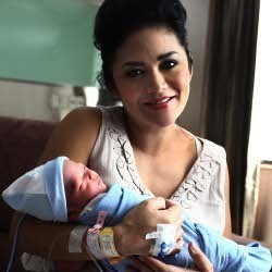 KD dan Raul Gelar Akikah Kellen Alexander