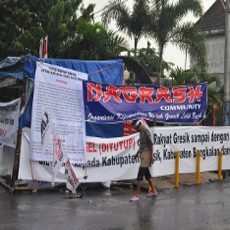 Tetap Bertahan, Polisi Ancam Bubarkan Paksa Demo PHE WMO