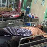 Truk Rombongan Buruh Tani Terguling di Parengan Tuban