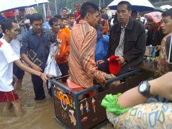 Jokowi: Di Pluit Tak Hanya Orang Kaya, Banyak Warga Tak Mampu