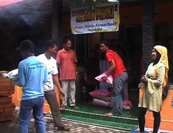 Salut! Eks Korban Gempa Yogya Kirim Bantuan ke Korban Banjir Jakarta