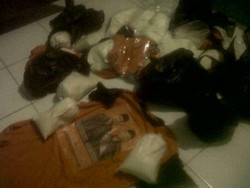 Bagikan Gula Pasir Pilkada, Camat Bergelar Doktor Nyaris Dihakimi Massa