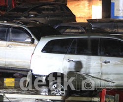 Polda Metro Jaya: Ada 40 Mobil Tenggelam di Basement Plaza UOB 