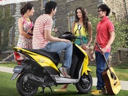 Biar Irit, Honda Perkuat Skutiknya dengan Teknologi HET