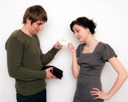 Ada Niat Menikah Tapi Pacar Tertutup Soal Keuangan