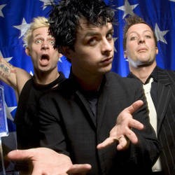 Film Dokumenter Album Trilogi Green Day Tayang 26 Januari